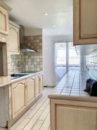 Vente Appartement T5 avec place de parking 100m2 299.000€ Marseille 11ém Marseille 11