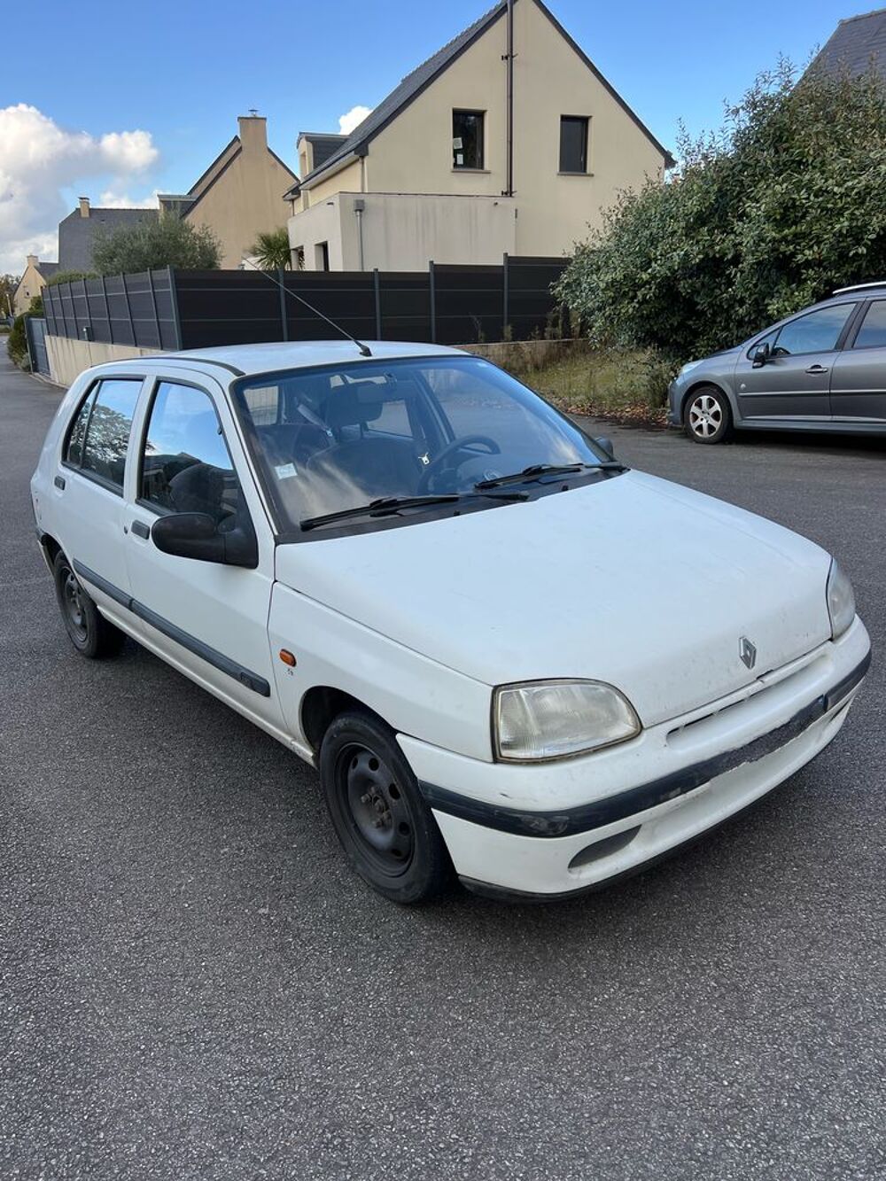Clio 1.9 D RN 1996 occasion 35220 Saint-Didier