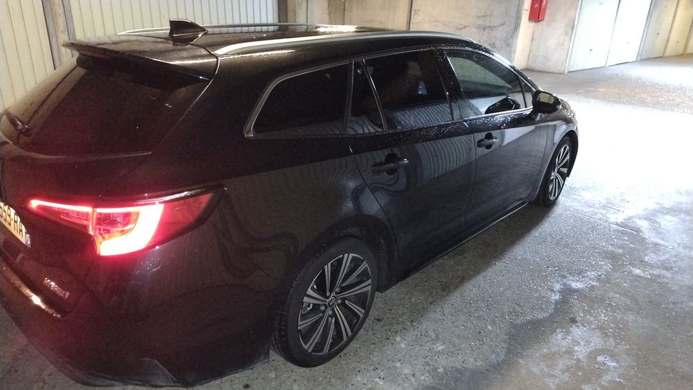 Corolla Touring Sports Hybride 140ch Active 2023 occasion 93200 Saint-Denis
