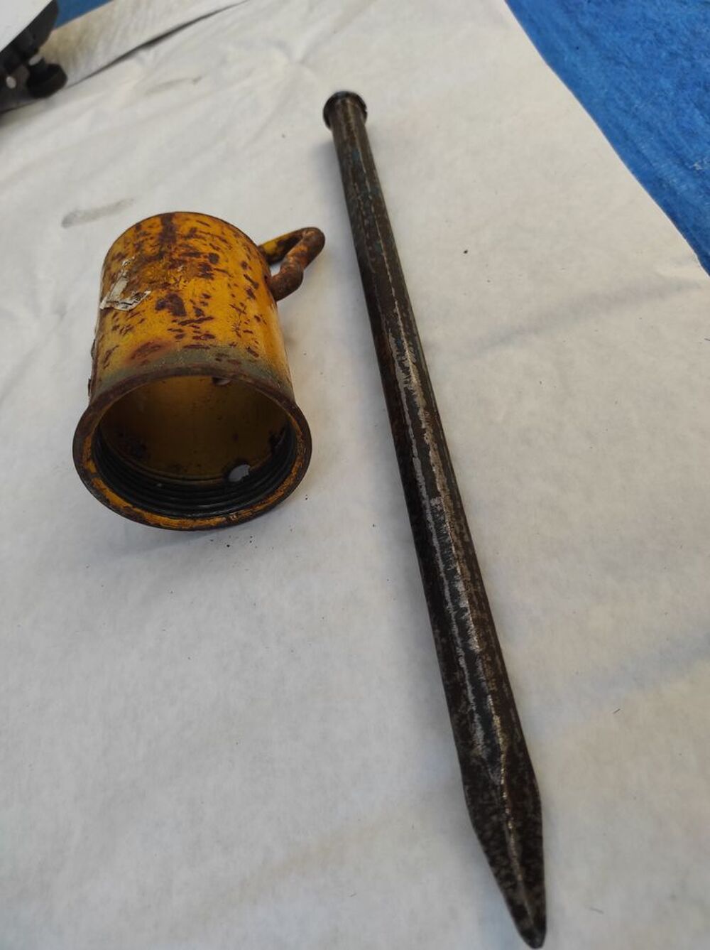bouteille gaz vide twiny BUTANE pointrolle Poign&eacute;e Bouchon Bricolage