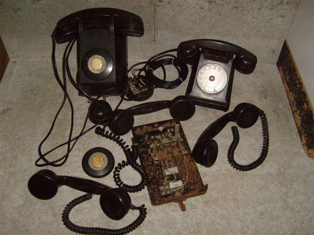 Ancien t&eacute;l&eacute;phones Téléphones et tablettes