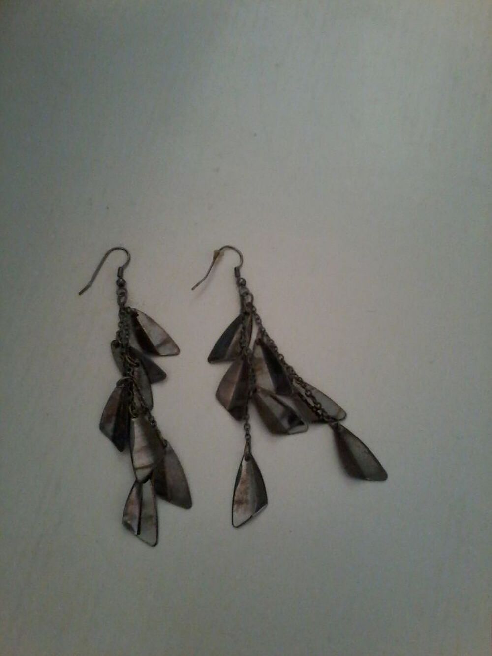 Boucles oreilles pendentif pour offrir neuve dans bo&icirc;te Bijoux et montres