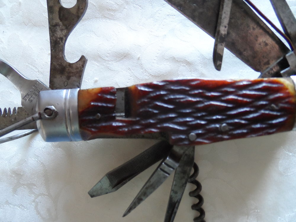 COUTEAU MANUFRANCE 