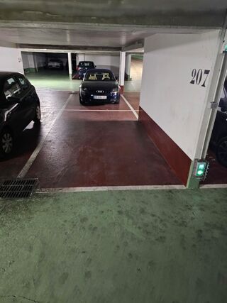  Parking / Garage  vendre 9 m