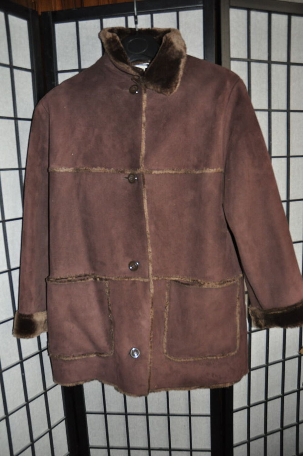 Manteau peau lain&eacute;e Vêtements