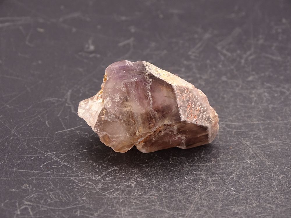 Cristal d'Am&eacute;thyste avec fant&ocirc;me , Namibie 16gr 35 x 23 x 18 