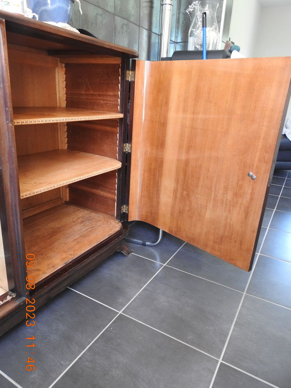 buffet bas ann&eacute;e 1940 vintage Meubles