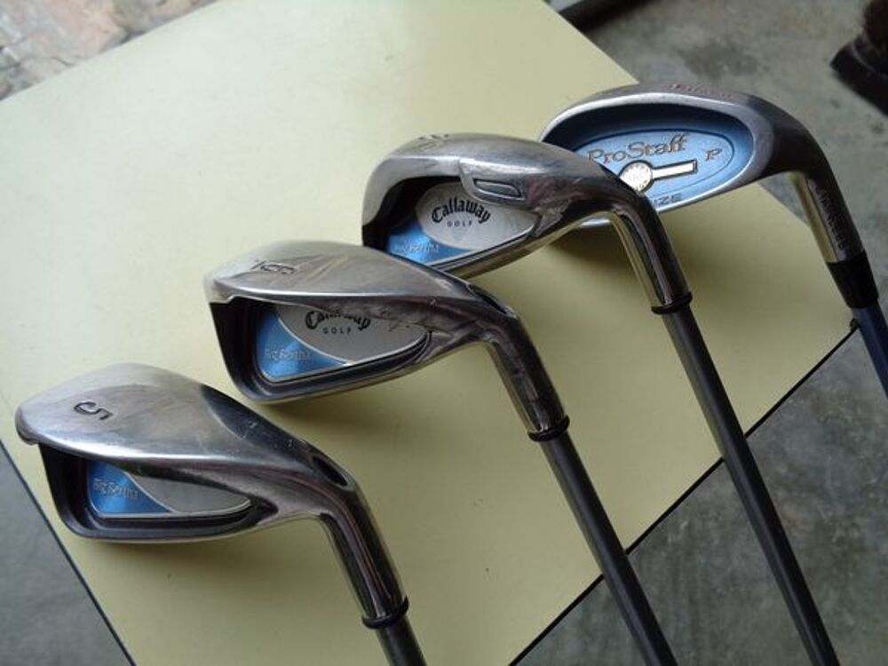 CLUBS ET BOIS DE PARCOURS DE GOLF Sports