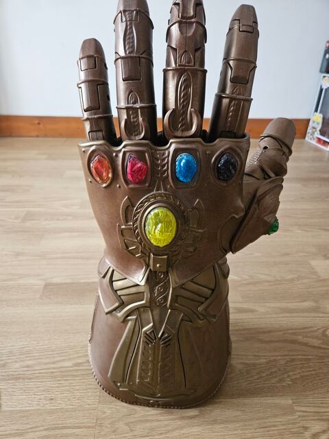 Gant de Thanos Aubevoye (27)