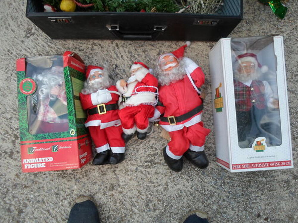 lot de 5 peres noel + deco de noel Décoration