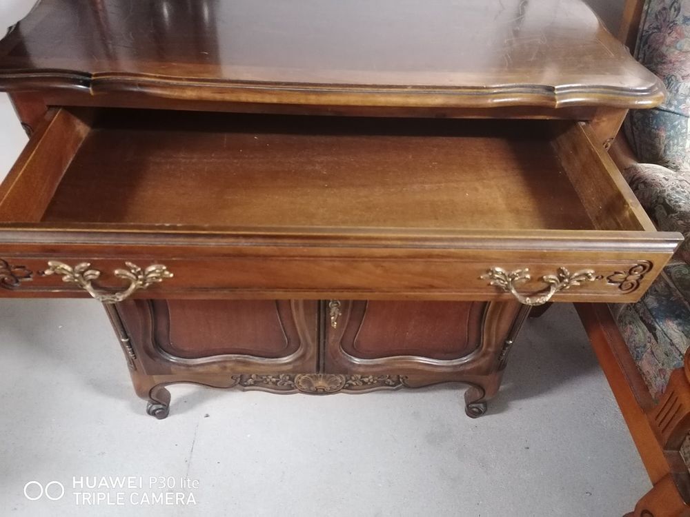 Meuble de rangement en bois massif &agrave; restaurer Meubles