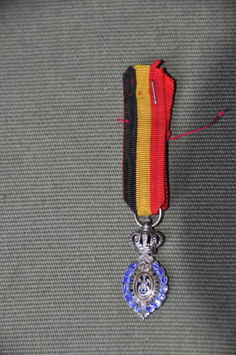 Mdaille du Royaume de Belgique en rduction argent 15 Saint-Germain (10)