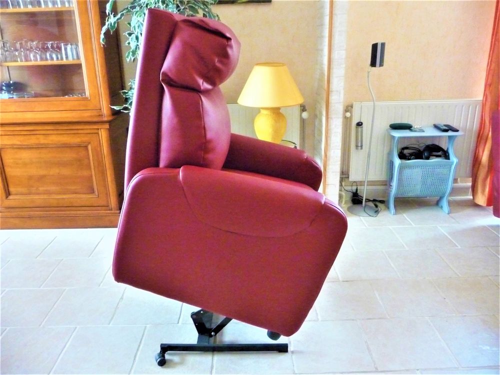 FAUTEUIL M&Eacute;DICALIS&Eacute; ELEC NEUF 2 MOTEURS RELEVEUR &amp; RELAX b Meubles
