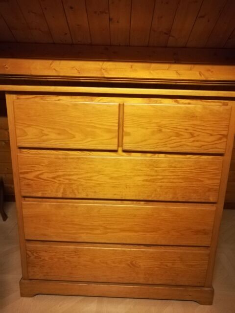 COMMODE PIN 89 Héry-sur-Alby (74)