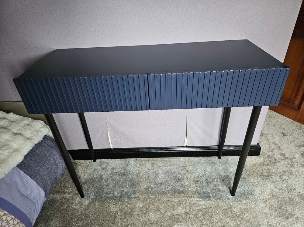 Console bleu marine avec pieds noir Dimensions 100 x 40,5 x Meubles