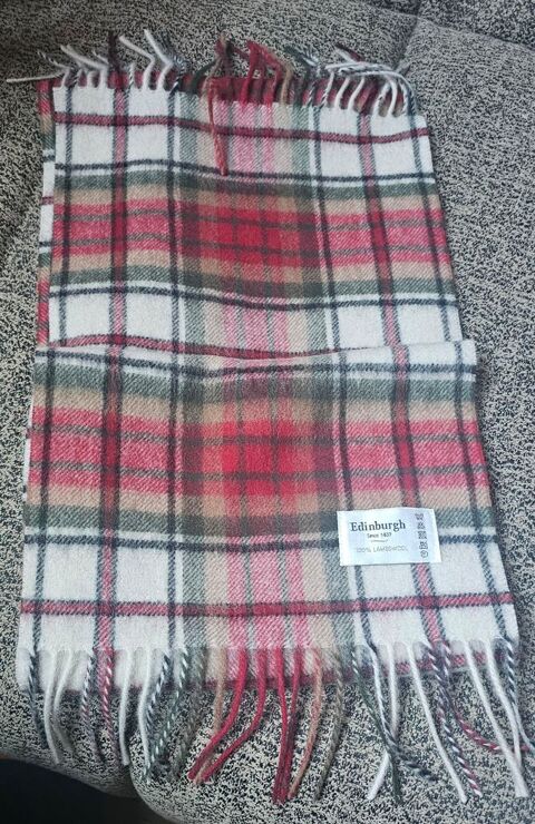 charpe laine d'agneau 35 Viviers-du-Lac (73)