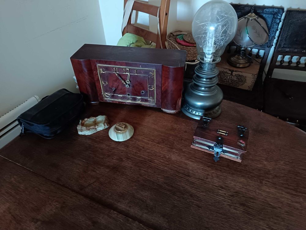 je vide ma maison meubles et objets d'occasions bibelots t&eacute;l 0602565359 Meubles