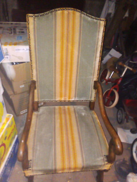 Chaise ancienne  90 Marcigny (71)