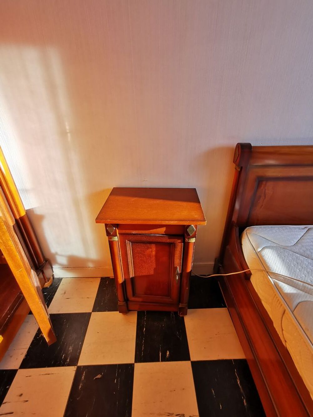 chambre Adulte Compl&egrave;te en merisier Meubles