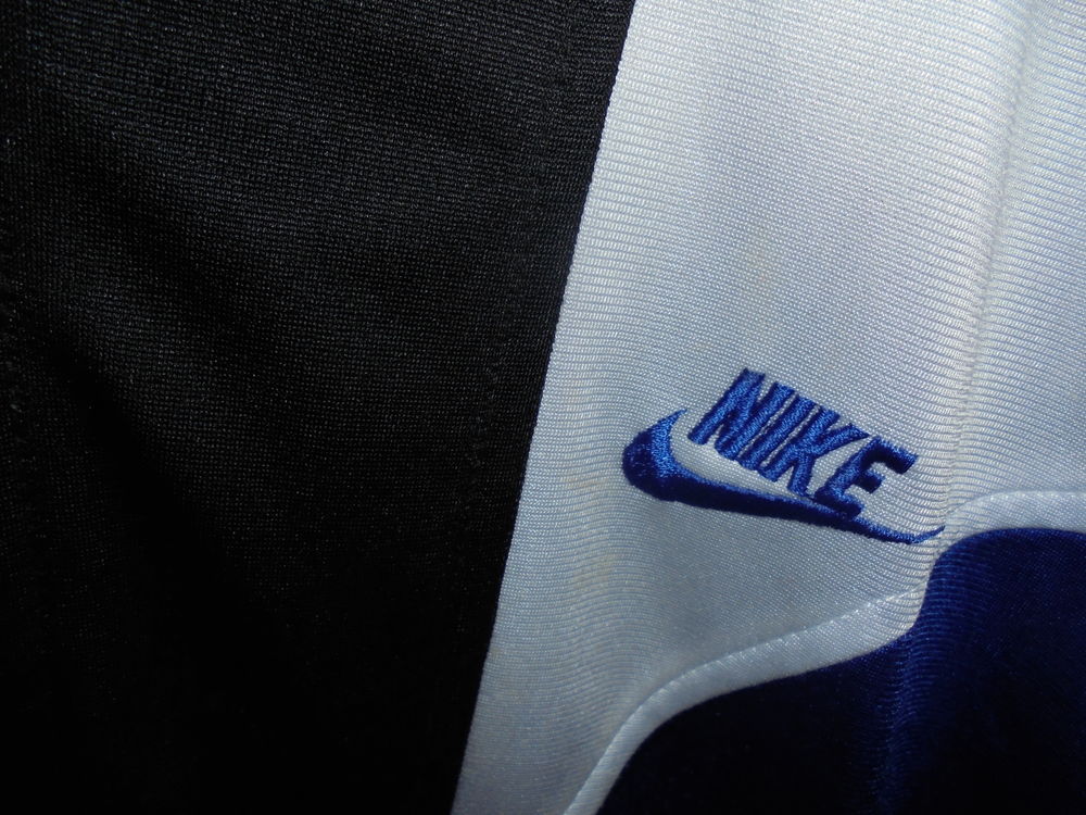 BLOUSON DE SPORT NIKE Vêtements