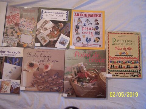 LIVRES DIVERS DE BRODERIE 15 Issy-les-Moulineaux (92)