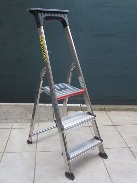 RS PRO - Escabeau 3 marches 90 Cagnes-sur-Mer (06)