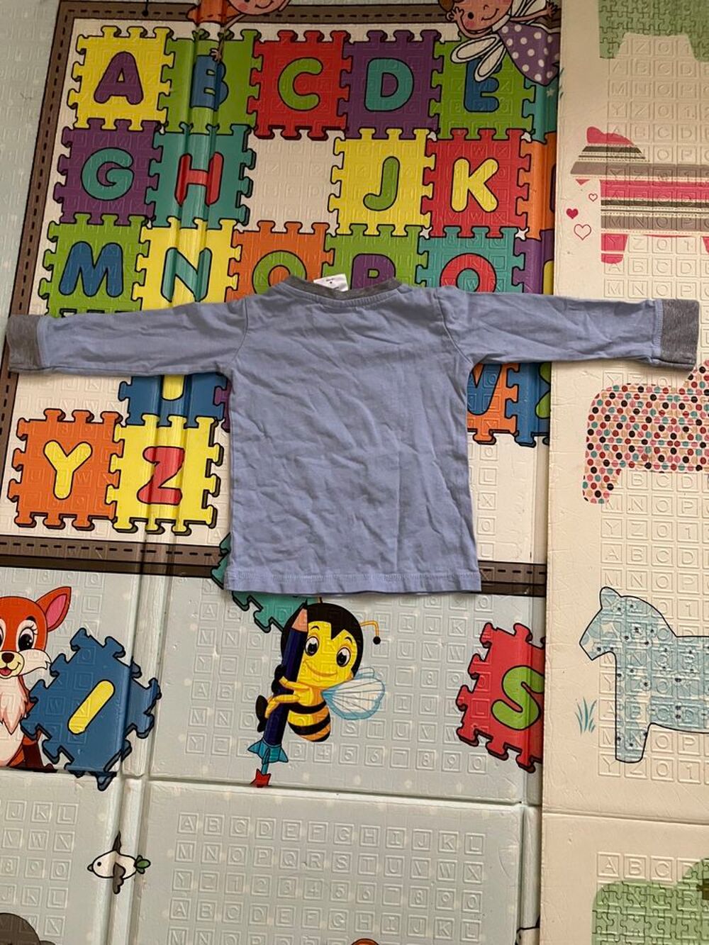 t-shirt manches longues PoccoPiano taille 18 mois Vêtements enfants