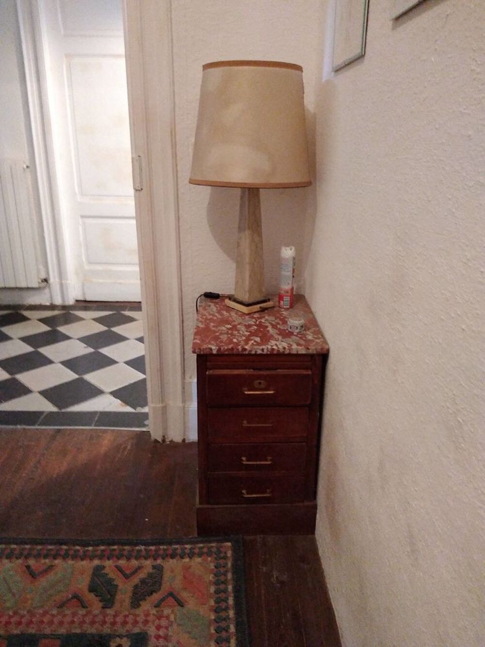 MEUBLES EN BOIS MASSIF D'UN BUREAU Meubles