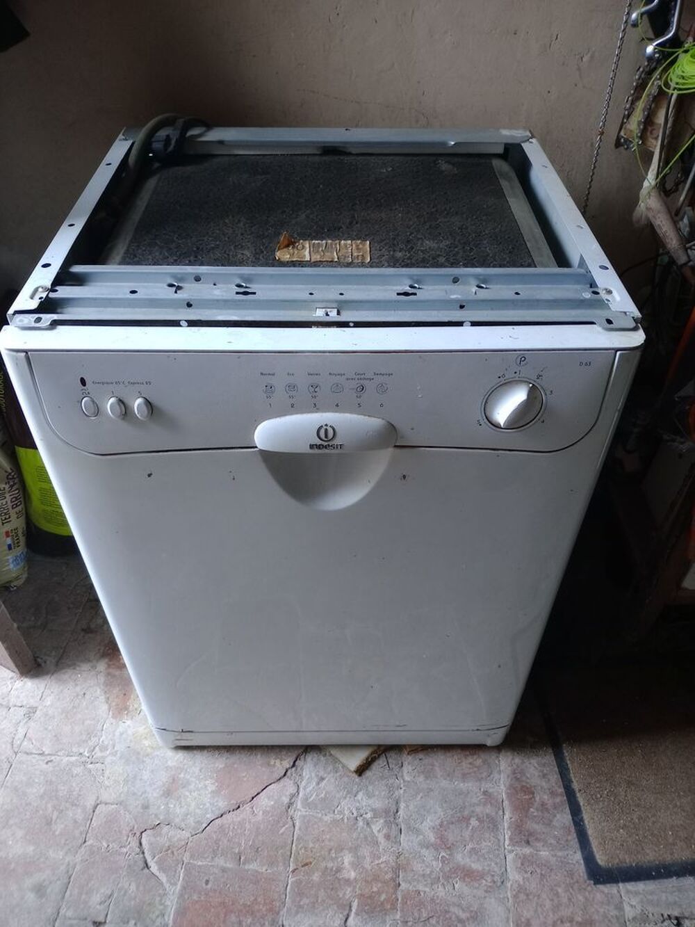 Lave vaisselle indesite 12 , couverts Electroménager