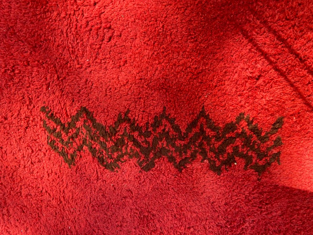 Grand tapis rouge pur laine fabrication artisanale Décoration