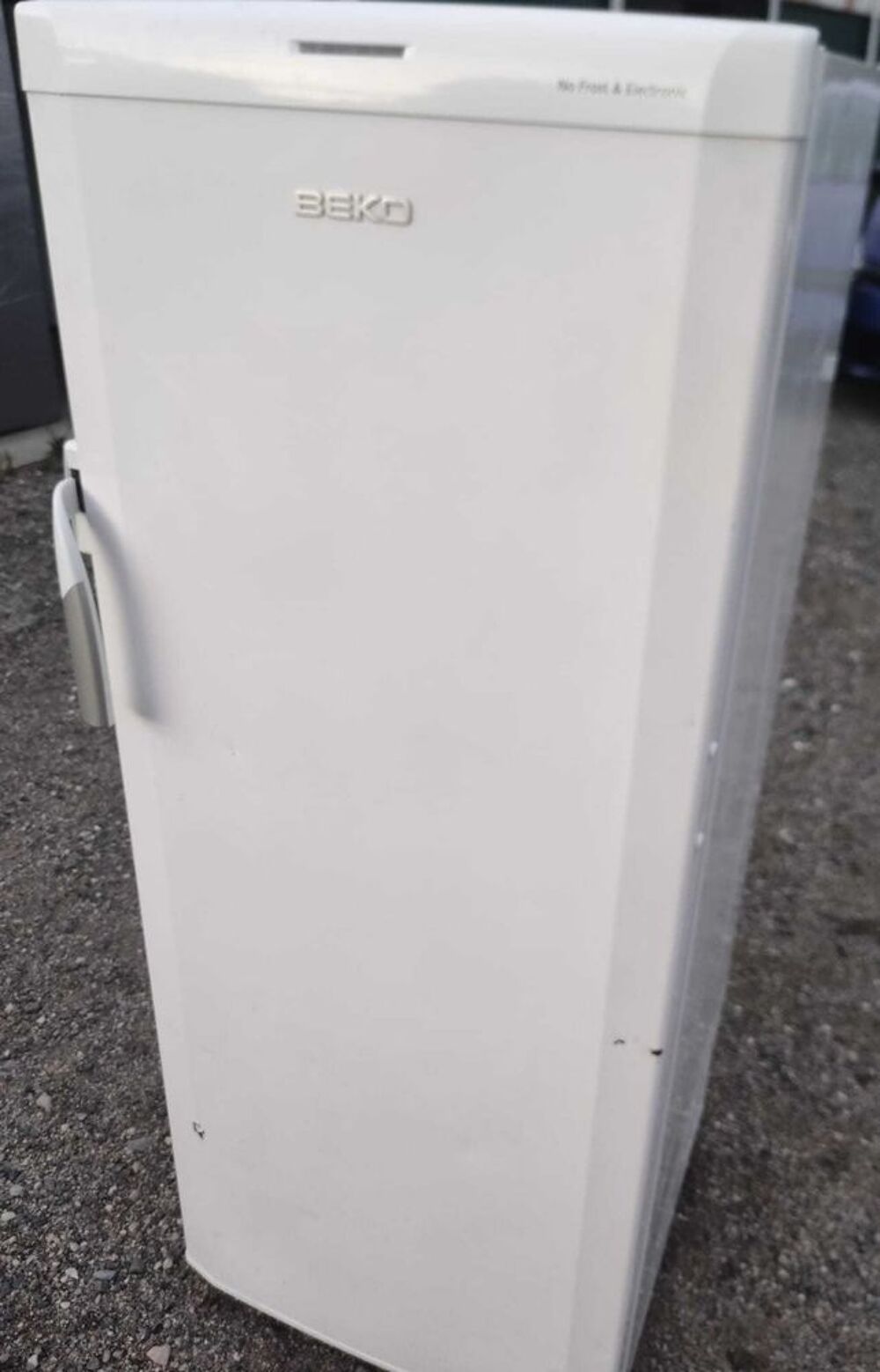 Cong&eacute;lateur armoire No Frost Beko comme neuf livraison gratuite Electroménager