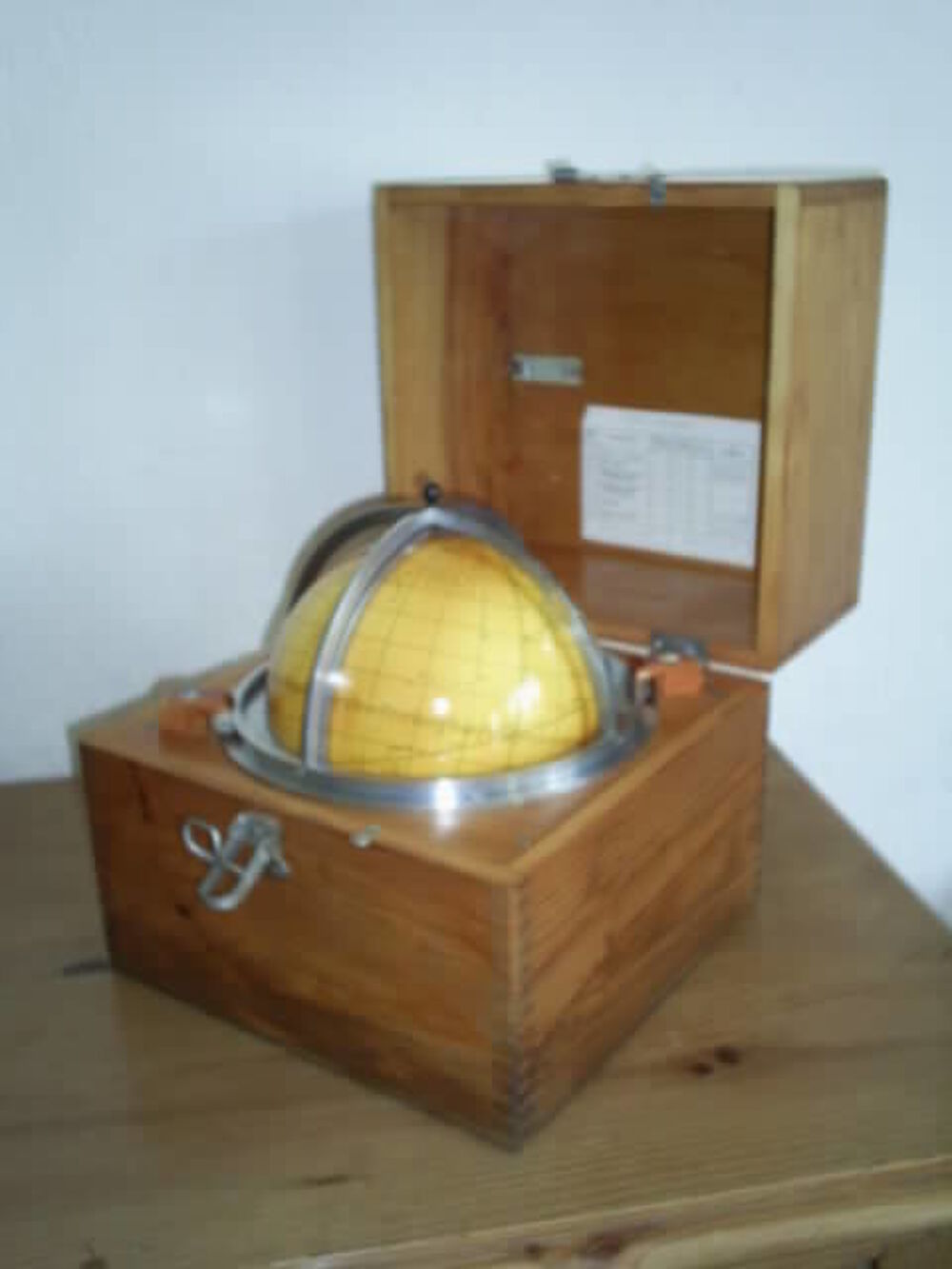 Antiquit&eacute; de marine et plong&eacute;e vintage 