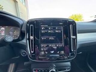 XC40 T5 Recharge 180+82 ch DCT7 Plus 2022 occasion 84290 Sainte-C&eacute;cile-les-Vignes