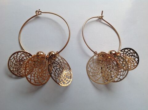 BOUCLES OREILLES DOR�E TOILE ARAIGN�E PI�GE � R�VES Envoi Po 2 Tr�gunc (29)