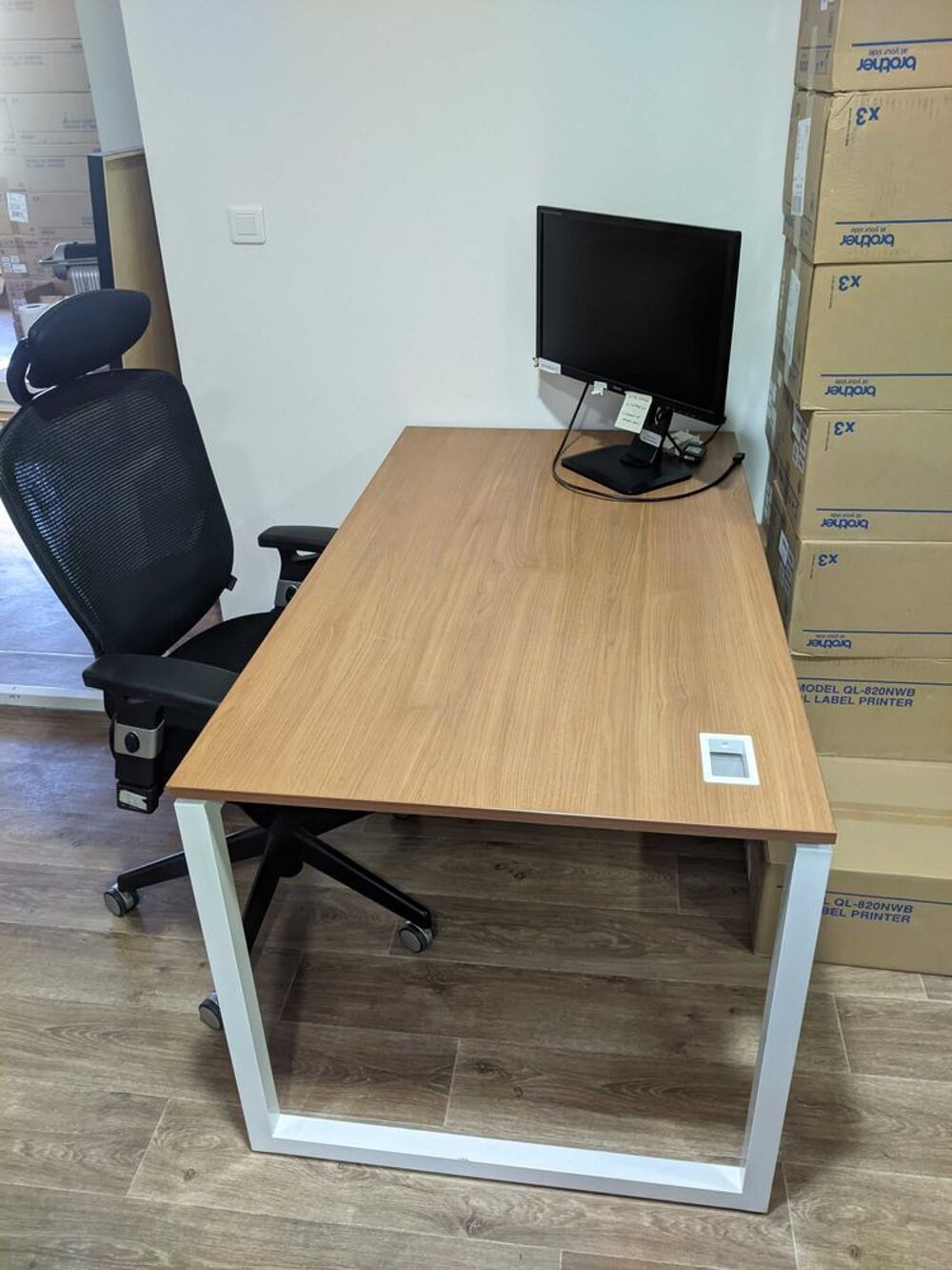 12 Bureaux plateau bois Meubles