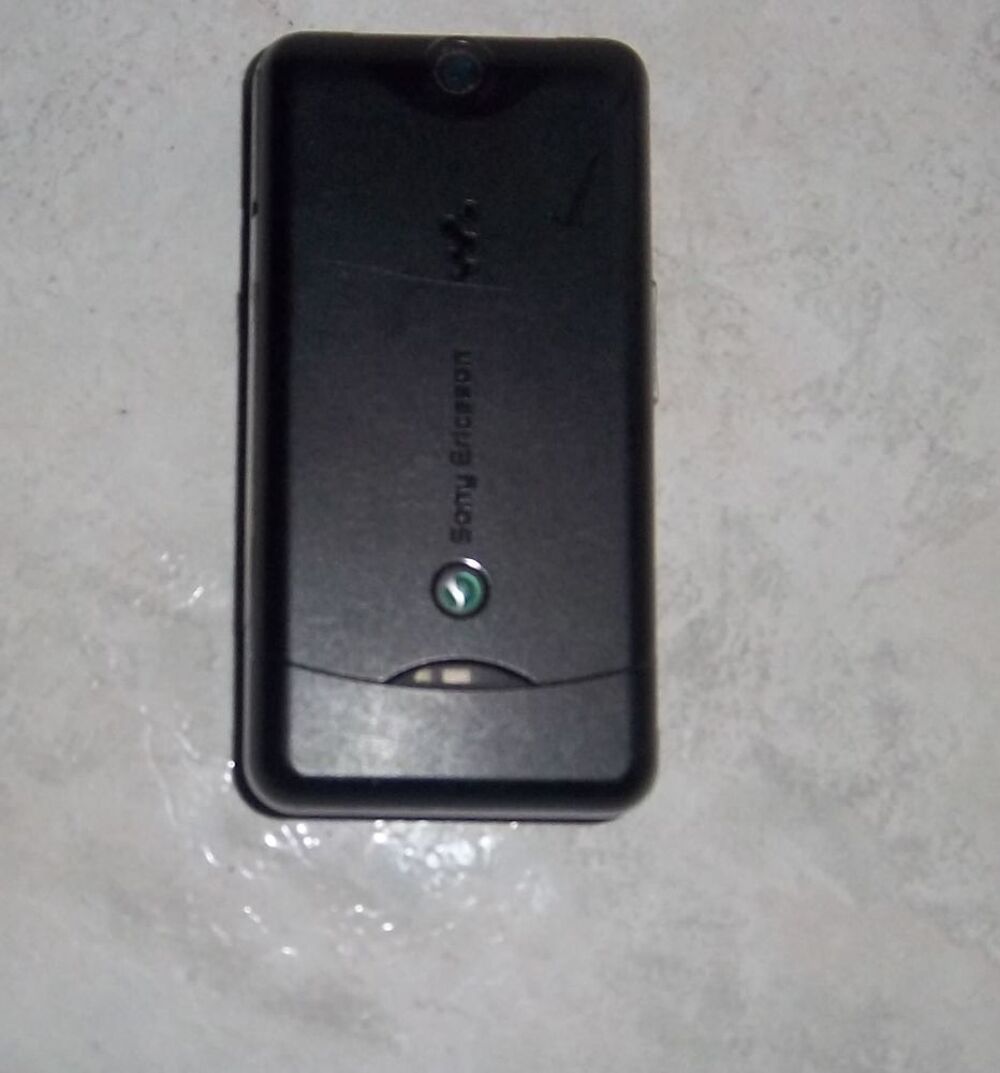 Sony ericsson w205 Tlphones et tablettes