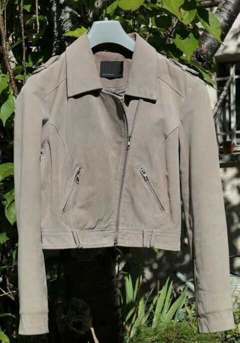Perfecto Vero Moda beige taille 42, croûte de cuir 39 Saint-Philippe-du-Seignal (33)