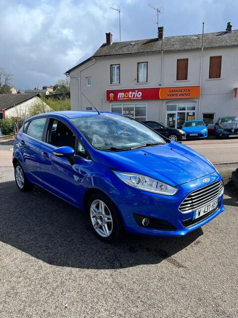 Annonce voiture Ford Fiesta 8900 