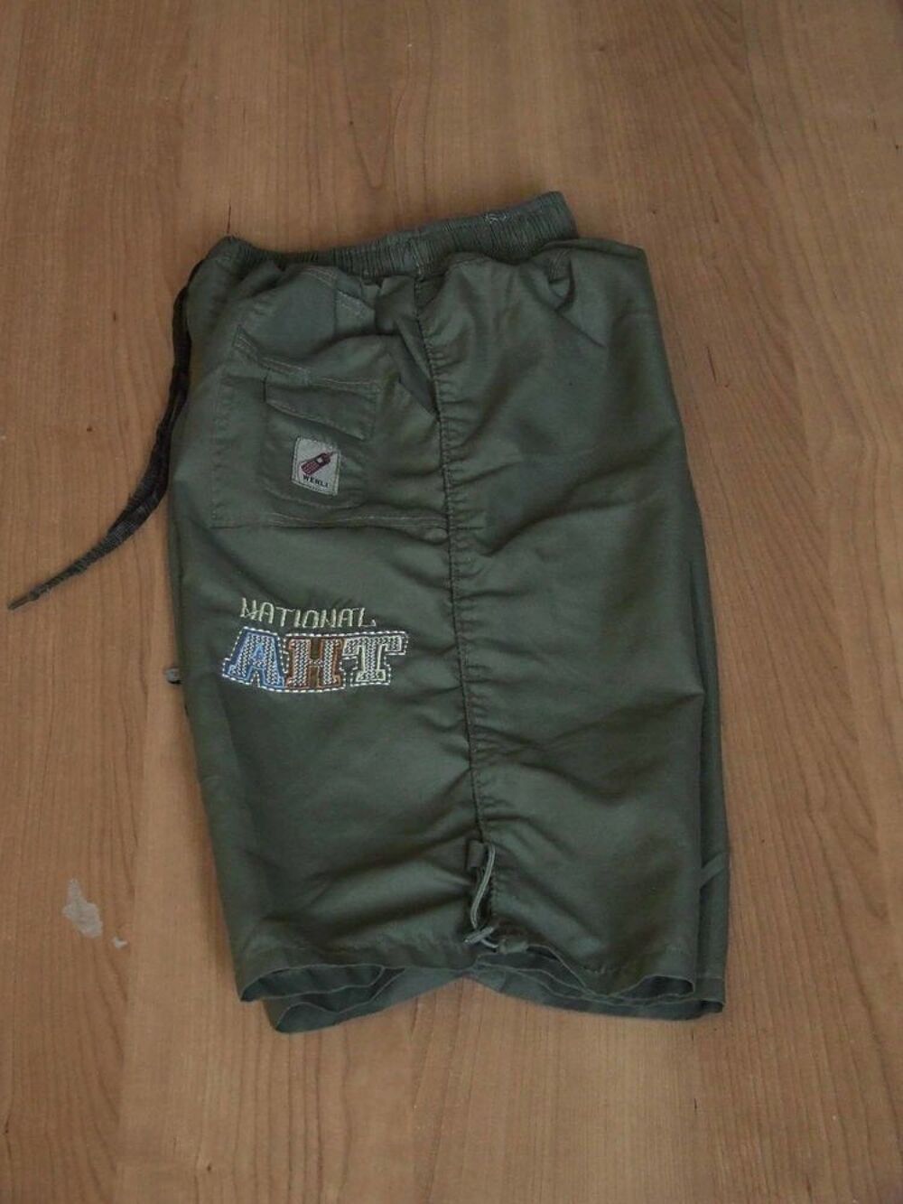 Bermuda l&eacute;ger, taille &eacute;lastiqu&eacute;e, Kaki, 10&nbsp;ans, NEUF Vêtements enfants