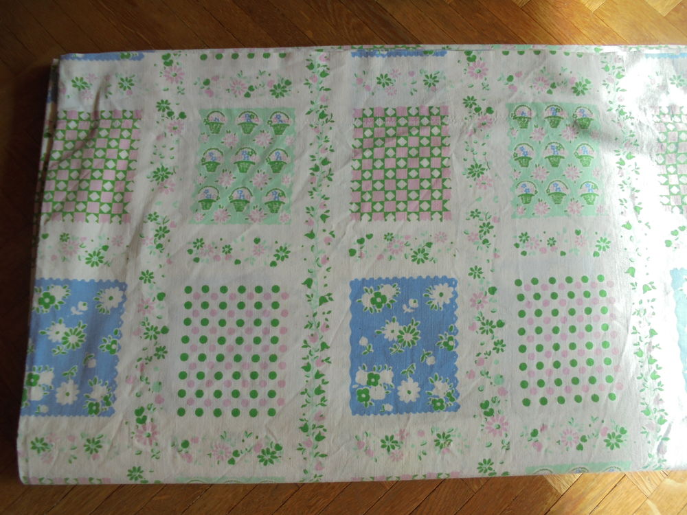 Drap motifs printaniers Décoration