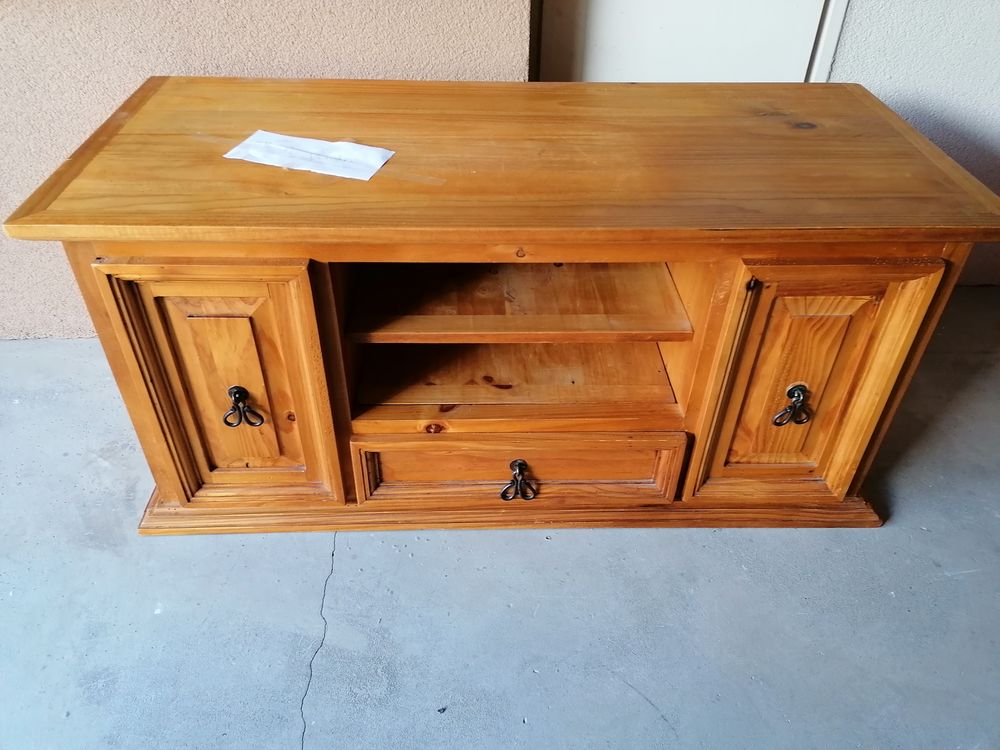 MEUBLE T.V. BAS en bois massif Meubles