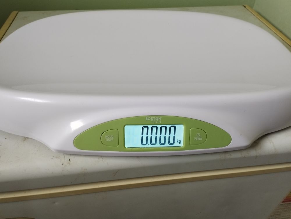 p&egrave;se b&eacute;b&eacute; Puériculture