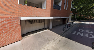  Parking / Garage  louer 12 m