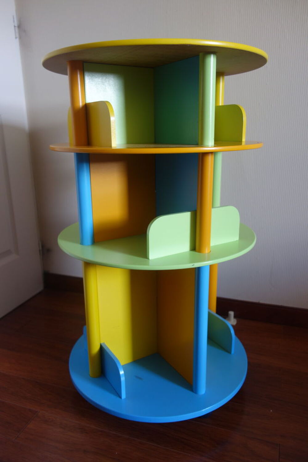BIBLIOTHEQUR RONDE COLOREE OXYBUL Meubles