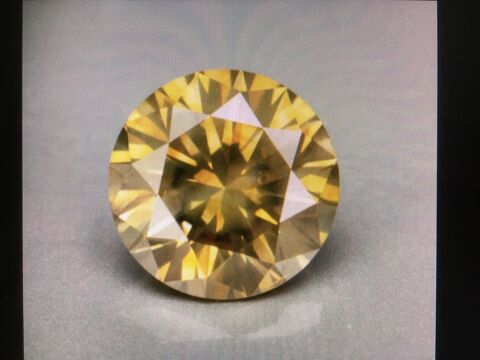 DIAMANT JAUNE 1.87 ct VIVID Grenish yellow SI2 3790 Cannes (06)