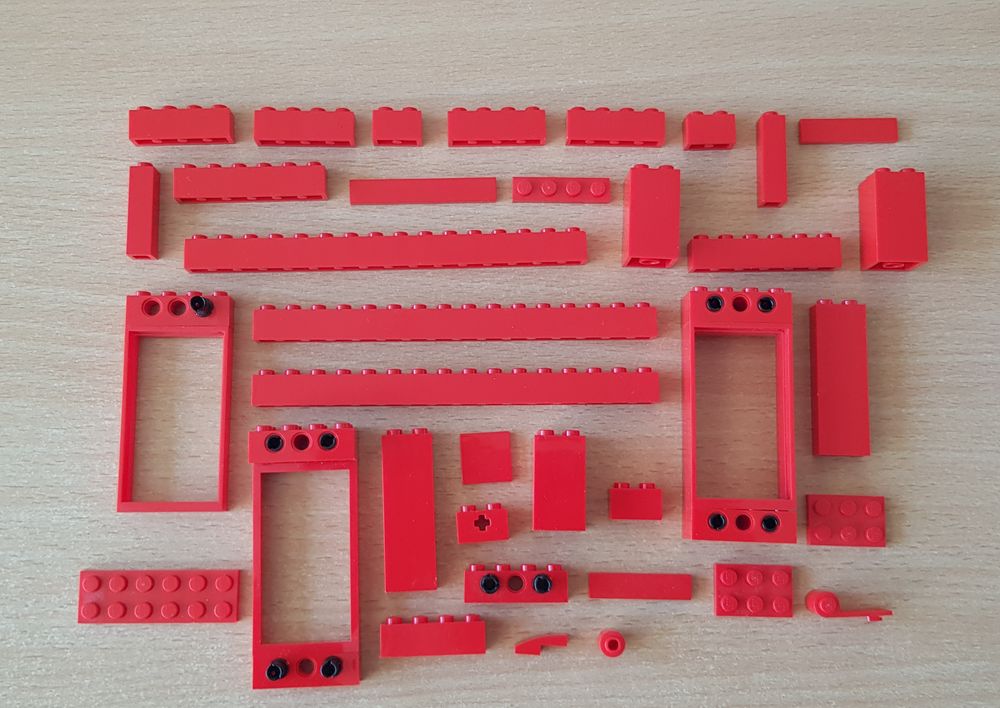 lot de 36 pi&egrave;ces lego rouge batch red piece Jeux / jouets