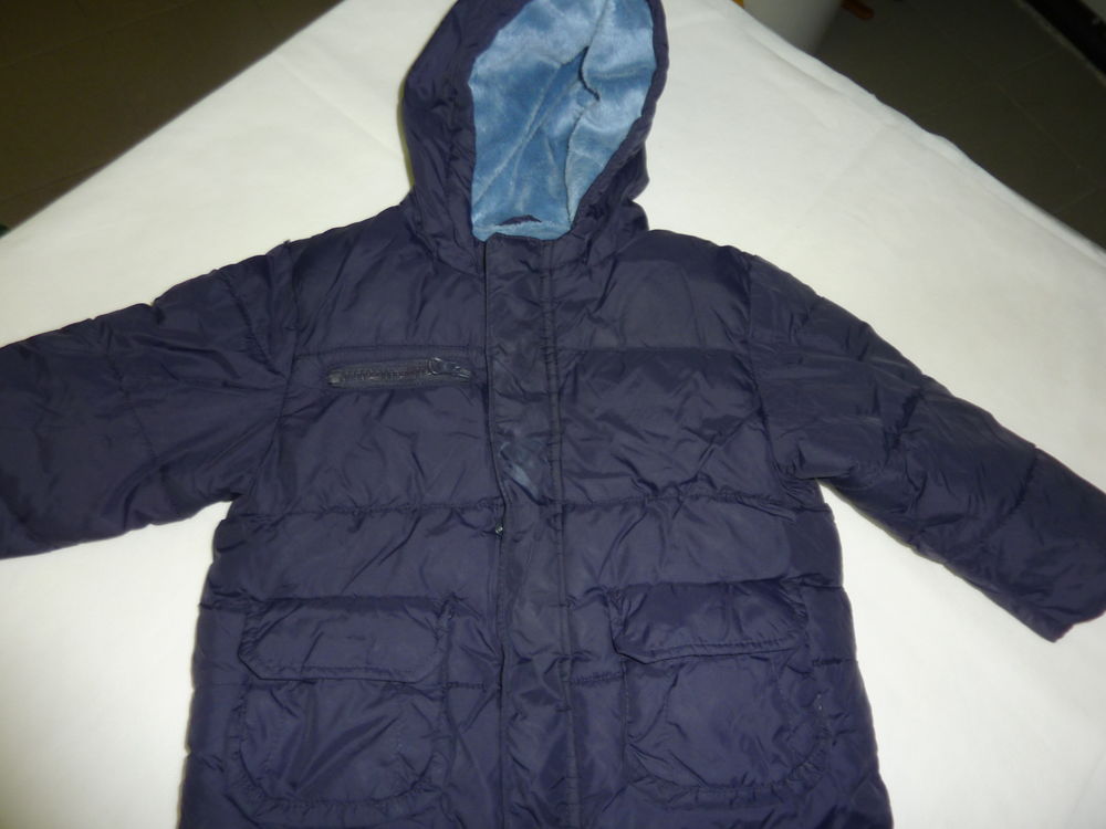combi pilote, anoraks 3,6, 12, 18 mois 2ans Puériculture