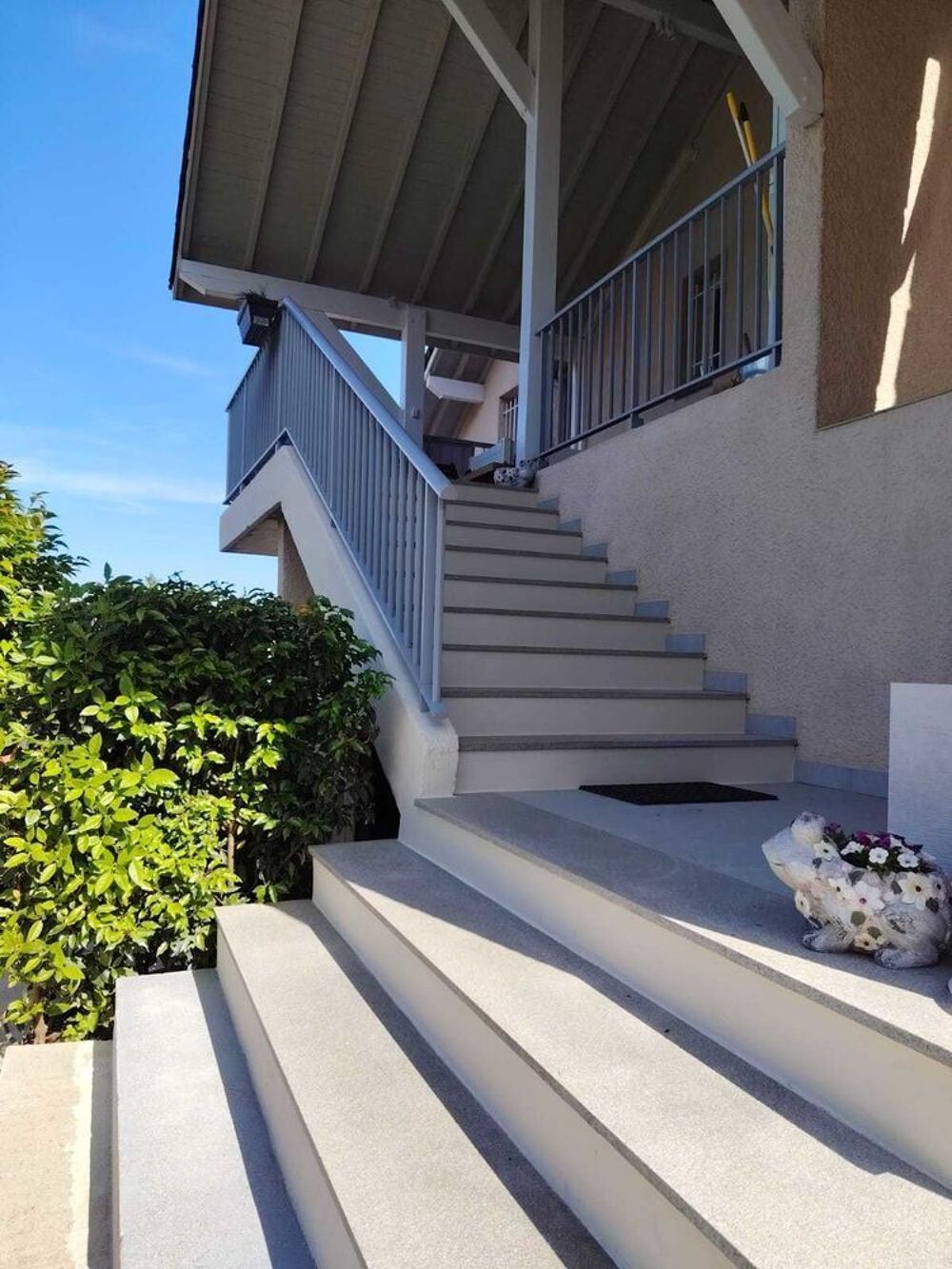 Vente Appartement Maison-appartement Attique, balcon 25m2, jardin 150m2, vue Péron