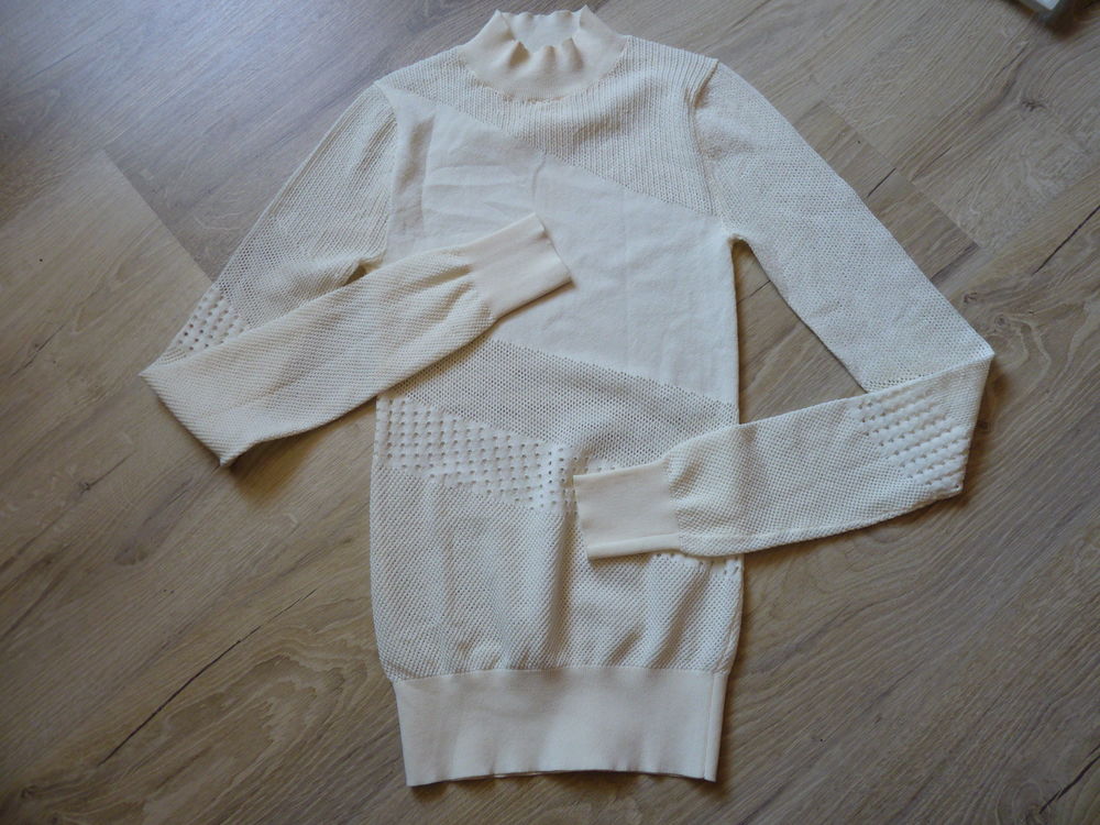 pull calvin klein &eacute;cru S 36 manches longues TBE Vêtements