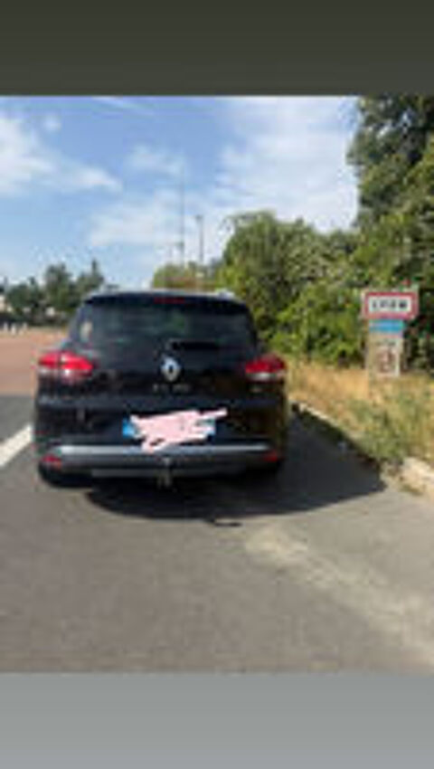 Clio IV Estate Clio Estate IV dCi 90 Energy Intens 2015 occasion 69007 Lyon